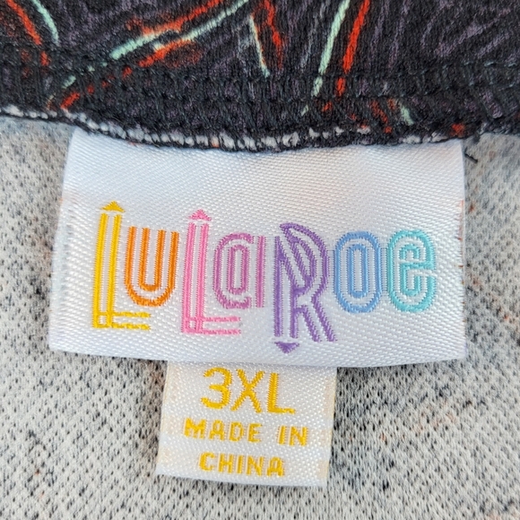 LuLaRoe Cassie SKIRT Womens Size 3XL Black Gray Red Aqua Pull-on Abstract NWT - Picture 9 of 16